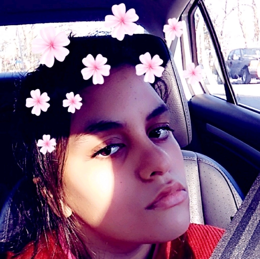 Meet your Posher, Melina